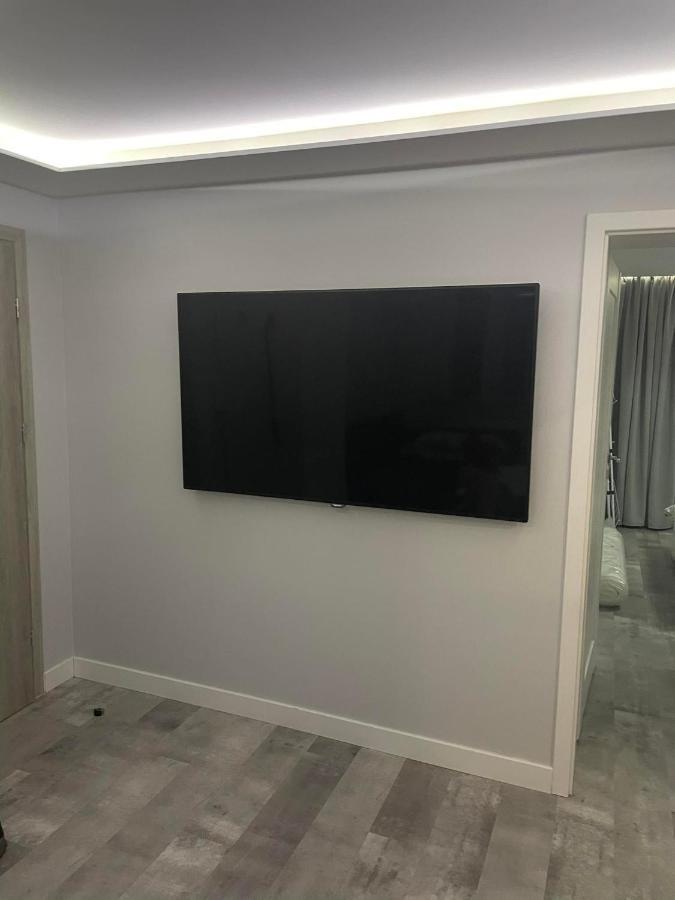 Apartament Poniatowa Leilighet Eksteriør bilde